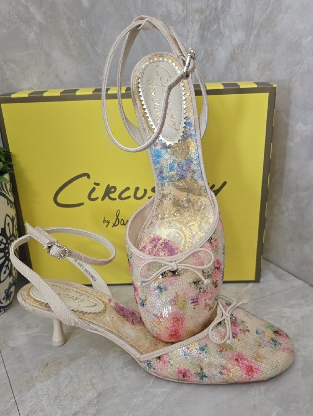 Circus NY by Sam Edelman Rosetta Floral Sequin Bow Kitten Heel Pumps Sz 8.5 NIB